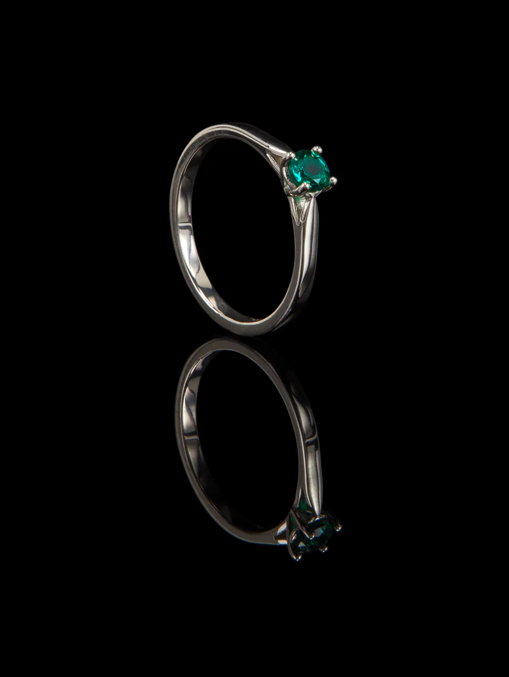 Green Singularity - Image 2