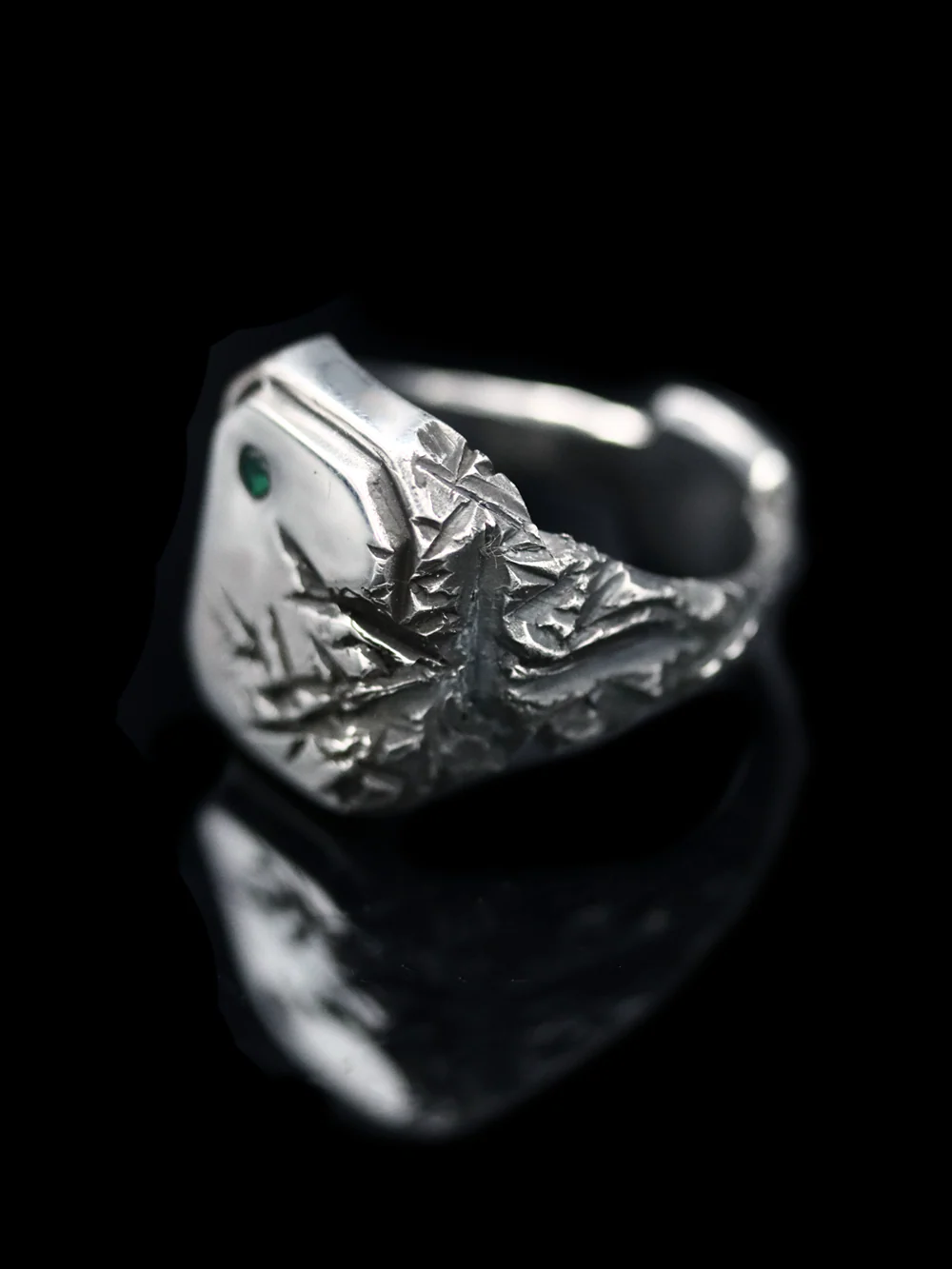 Lightning Signet Ring with Emerald - Image 3