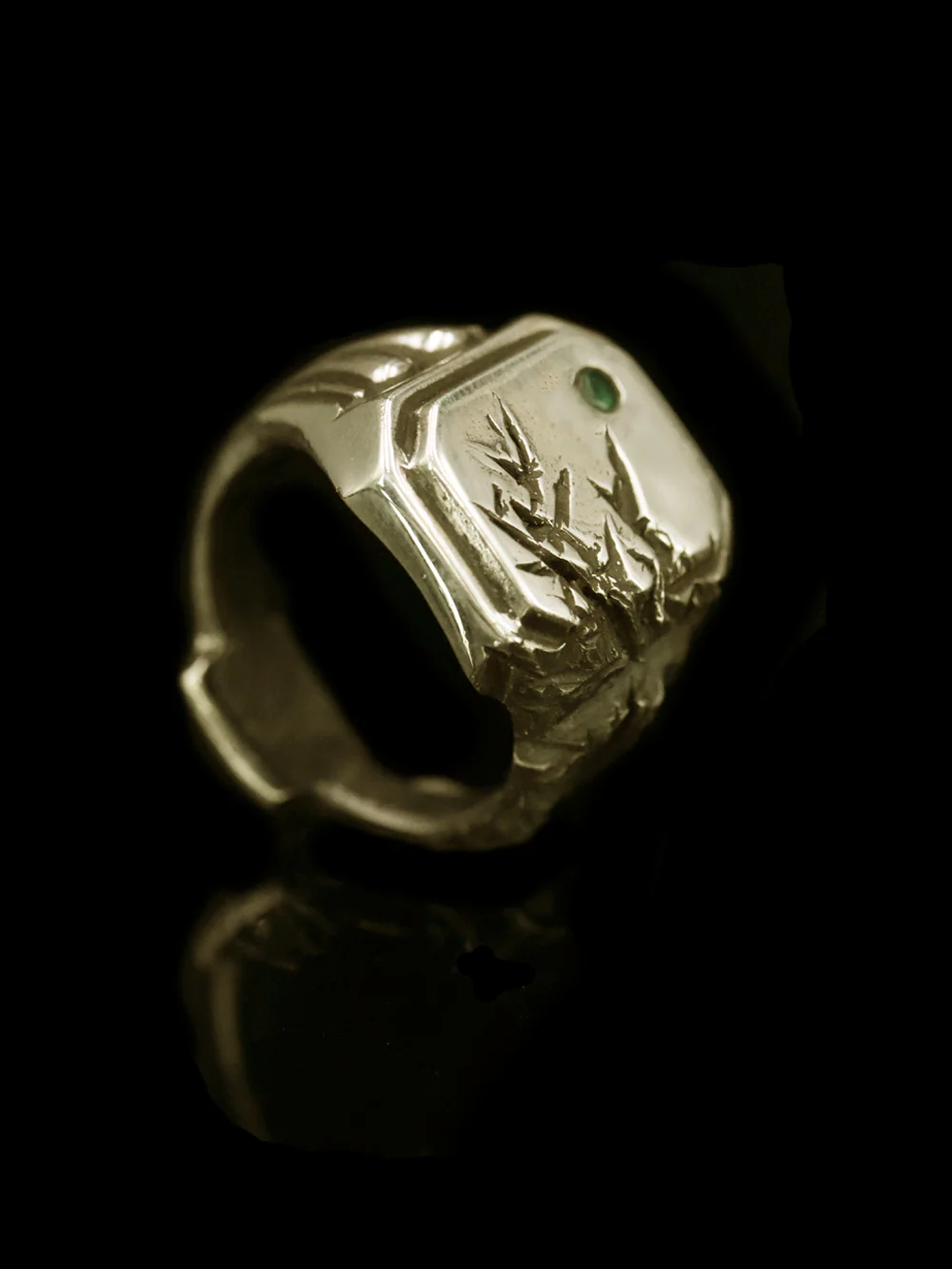 Lightning Signet Ring with Emerald - Image 5