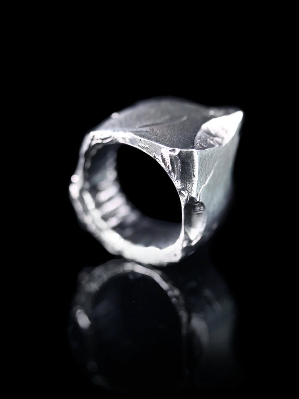 Rhino Ring
