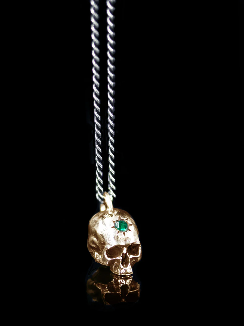 Skull Pendant with Emerald - Image 3