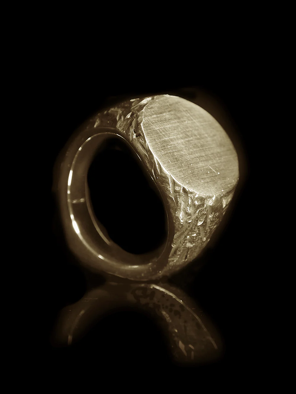 Textured Signet Ring - Image 3