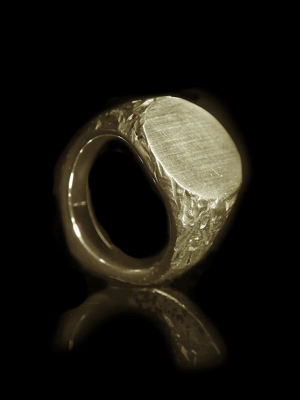 Textured Signet Ring - Image 4
